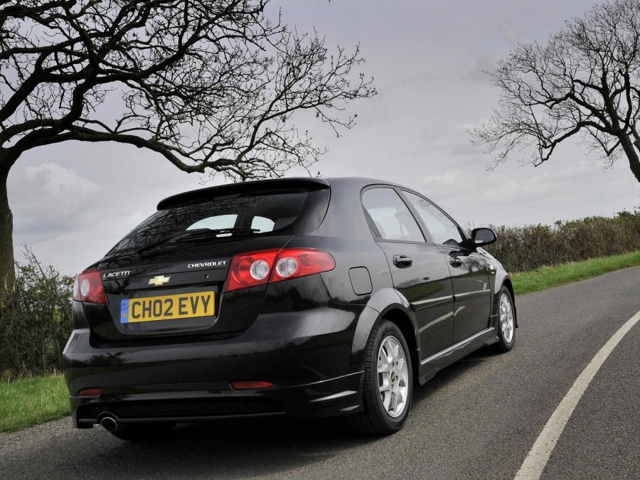  Chevrolet Lacetti Hatchback Sport 2005 года  (UK) (фото 3 из 12)